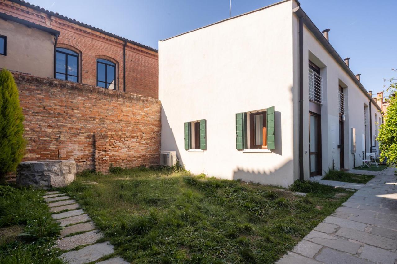 Апартаменты Fondamenta De La Sensa Garden Loft R&R Венеция Экстерьер фото